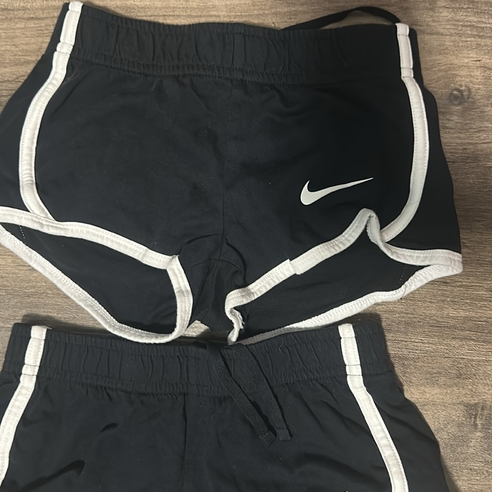2 pairs Nike shorts size XS 5/6 - Picture 2 of 4